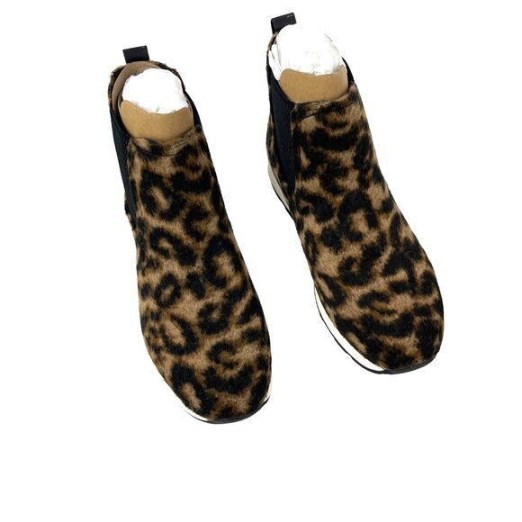 B.O.C. Kara Womens Leopard Print Ankle Boots Size 7 Medium Faux Suede & Elastic - Picture 5 of 8